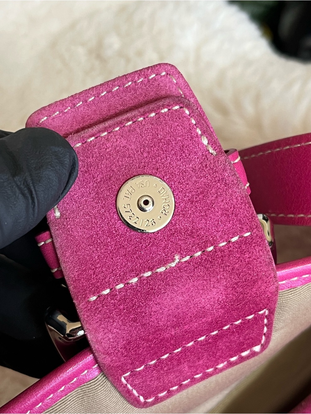 Coach 6818 SMALL Vintage Pink Soho Y2K Signature C Canvas & Suede Bag Rare - Picture 6 of 16